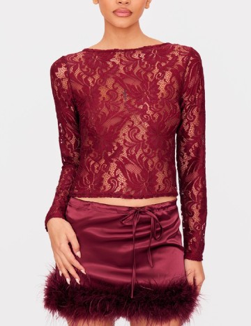 
						Bluza PRETTYLITTLETHING, visiniu