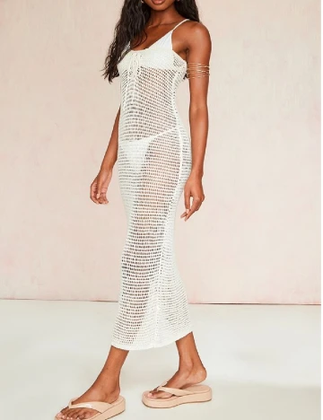 Rochie de plaja PRETTYLITTLETHING, ecru Alb