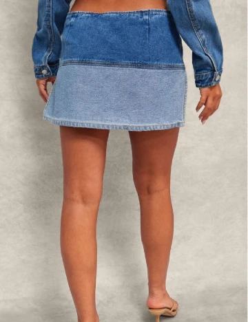 Fusta PRETTYLITTLETHING, albastru Albastru