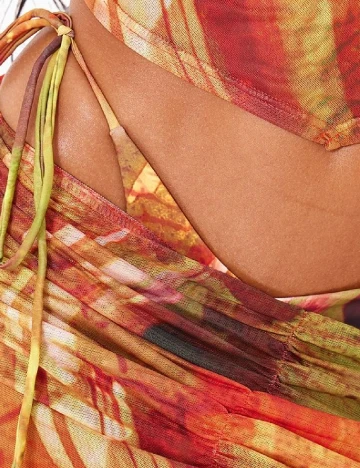 Fusta de plaja PRETTYLITTLETHING, mix culori Mix culori