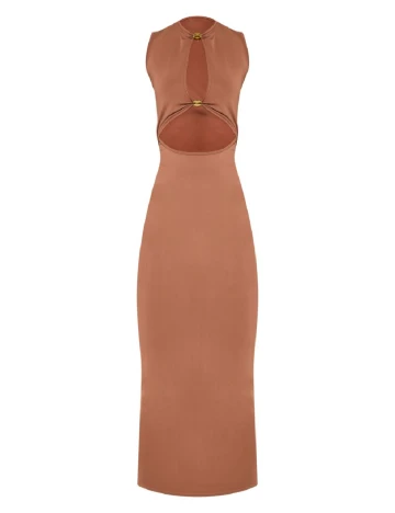 Rochie lunga PRETTYLITTLETHING, maro
