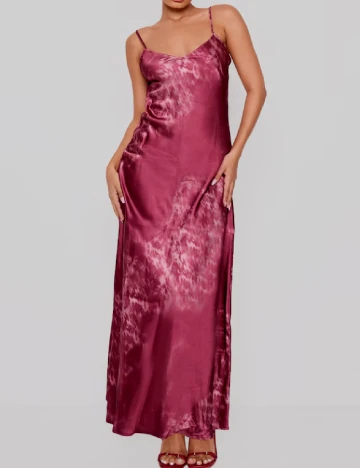 Rochie lunga PRETTYLITTLETHING, visiniu Rosu