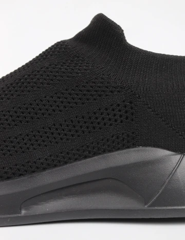 Adidasi SHEIN, negru