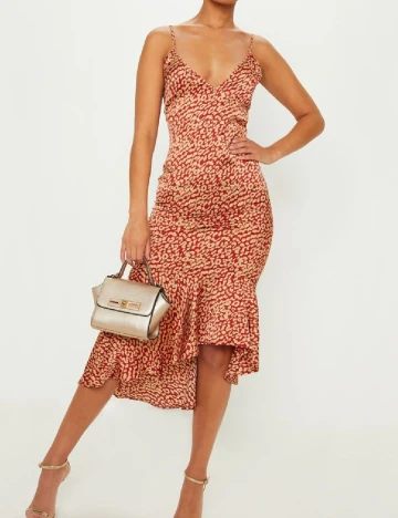 Rochie medie PRETTYLITTLETHING, rosu/crem