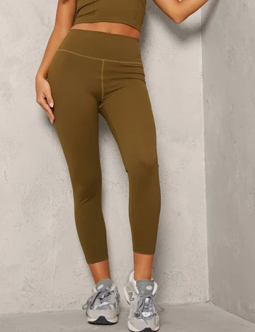 Colanti PRETTYLITTLETHING, kaki