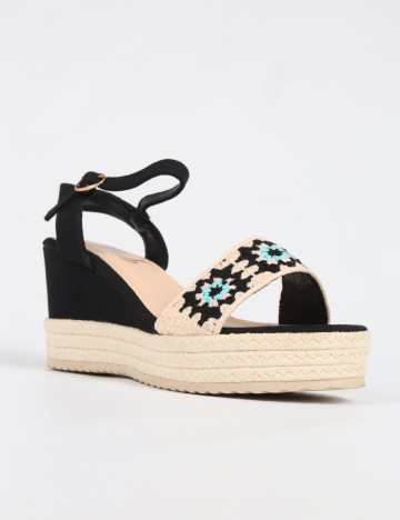 
						Sandale SHEIN, negru/crem