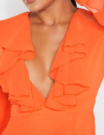 Rochie lunga PRETTYLITTLETHING, portocaliu