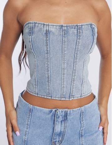 
						Top PRETTYLITTLETHING, albastru