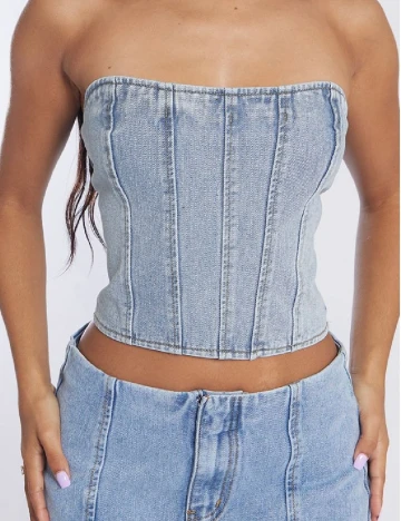 Top PRETTYLITTLETHING, albastru Albastru