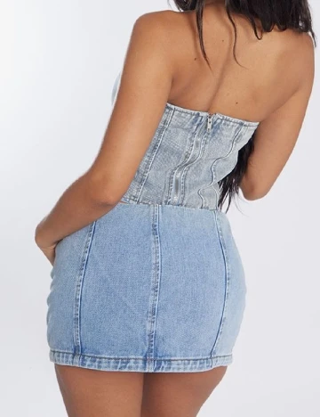 Top PRETTYLITTLETHING, albastru Albastru