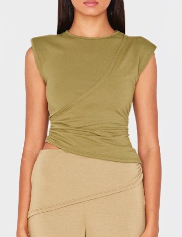 
						Maiou PRETTYLITTLETHING, verde