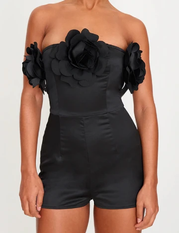 Salopeta PRETTYLITTLETHING, negru