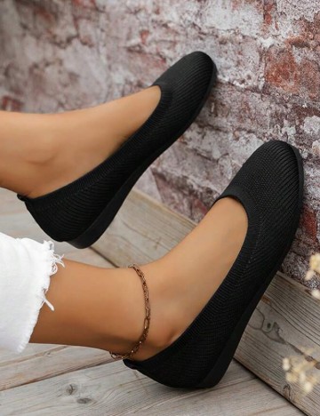
						Balerini SHEIN, negru