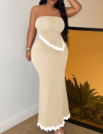
						Compleu SHEIN CURVE, crem