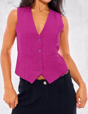 Vesta PrettyLittleThing, mov