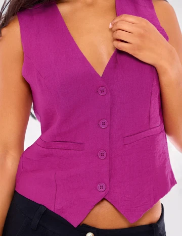 Vesta PrettyLittleThing, mov Mov