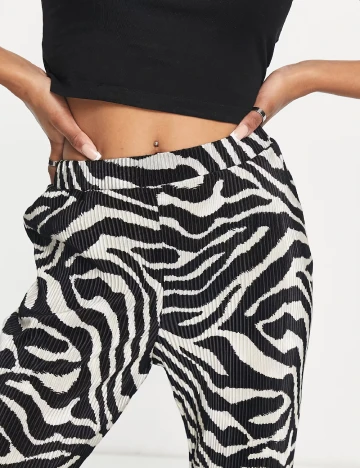 Pantaloni ASOS, negru/alb