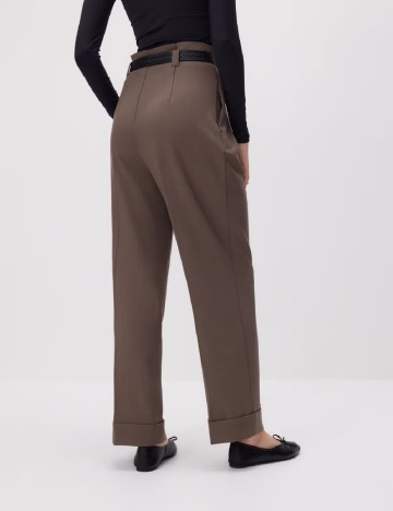 Pantaloni Reserved, maro