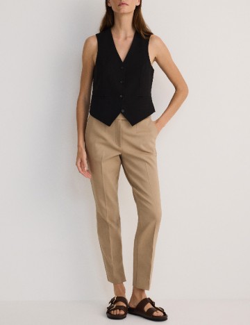 
						Pantaloni Reserved, crem