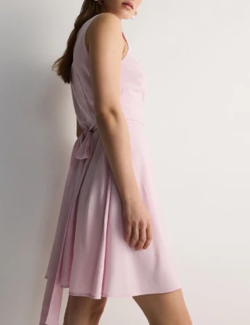 Rochie scurta Reserved, roz