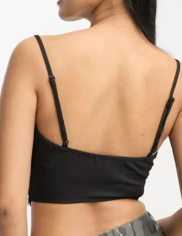 Top Heartbreak, negru Negru