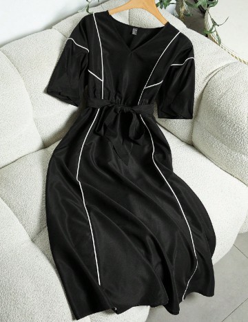 
						Rochie medie SHEIN, negru