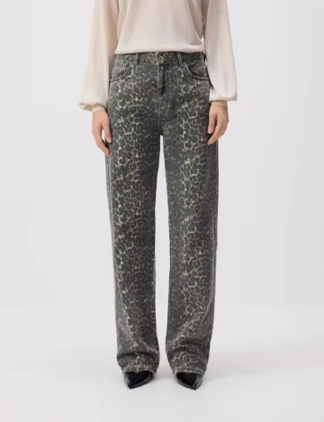 Blugi Reserved, animal print