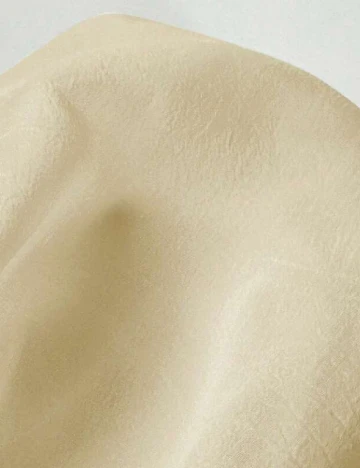 Fusta SHEIN, crem