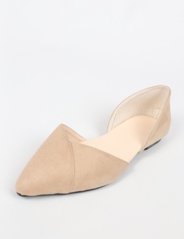 
						Balerini SHEIN, crem