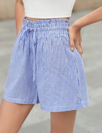 
						Pantaloni scurti SHEIN, albastru