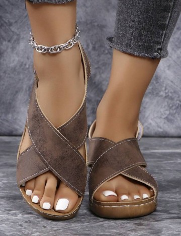 Sandale SHEIN, maro