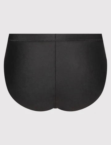 Chilot Triumph, negru