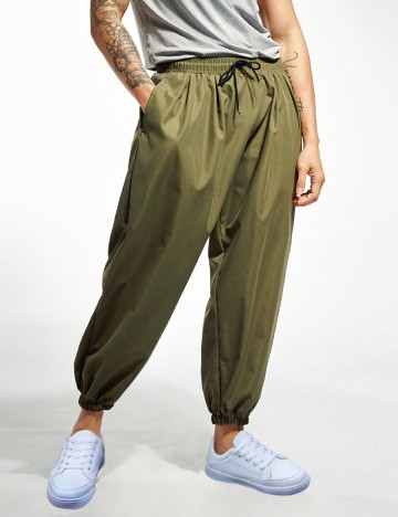 
						Pantaloni SHEIN, verde