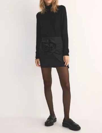 Fusta Reserved, negru