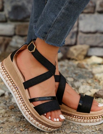 
						Sandale SHEIN, negru