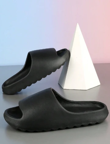 Slapi SHEIN, negru Negru