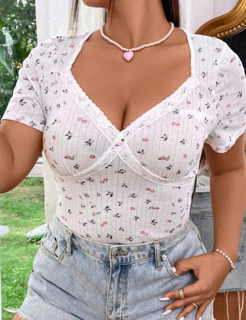
						Tricou SHEIN CURVE, alb