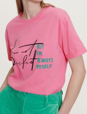 
						Tricou Reserved, roz