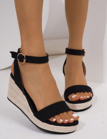 
						Sandale SHEIN, negru