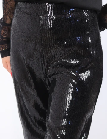 Pantaloni Kaiia, negru
