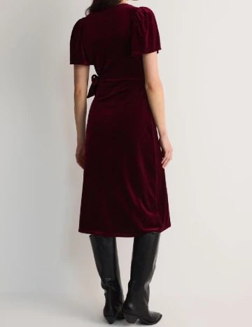 Rochie medie Reserved, visiniu