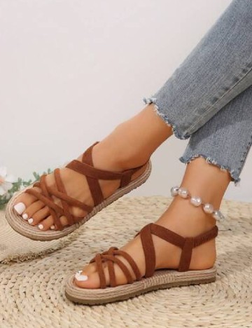 
						Sandale SHEIN, maro