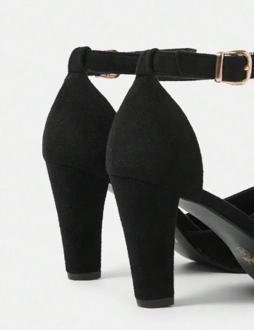 Pantofi SHEIN, negru