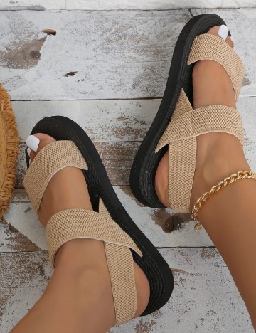 Sandale SHEIN, maro