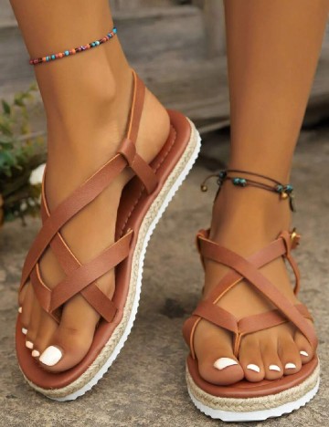 
						Sandale SHEIN, maro
