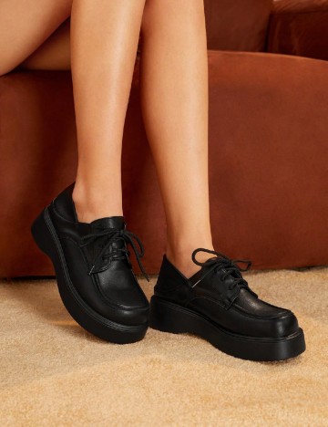 Pantofi SHEIN, negru