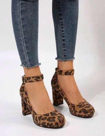
						Pantofi SHEIN, animal print