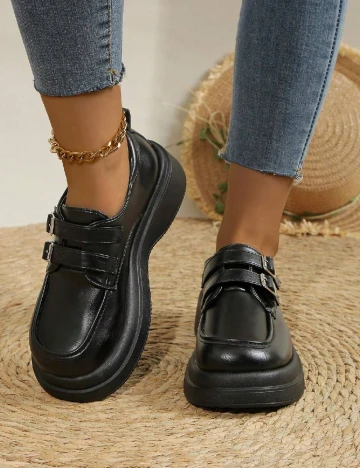 Pantofi SHEIN, negru