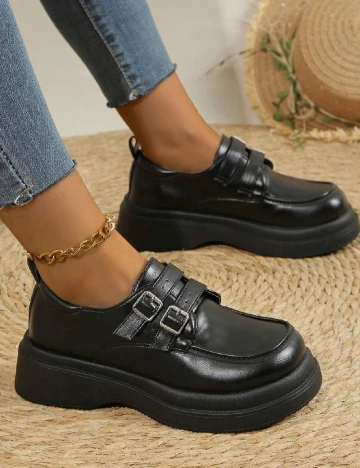 Pantofi SHEIN, negru