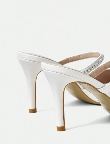 Pantofi SHEIN, alb